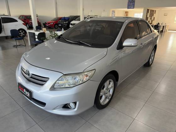 TOYOTA COROLLA 1.8 XEI 16V FLEX 4P AUTOMÁTICO TOYOTA COROLLA 1.8 XEI 16V FLEX 4P AUTOMÁTICO